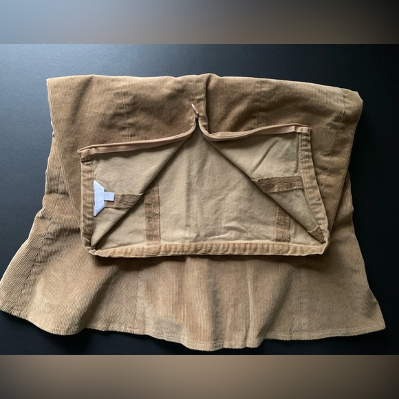 Classic brown corduroy vintage skirt with flair - Picture 3 of 4